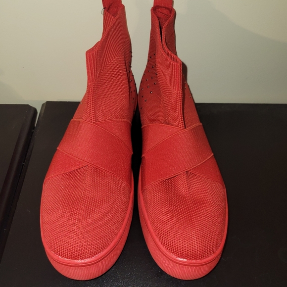 Cute Echo shoes - Picture 4 of 4